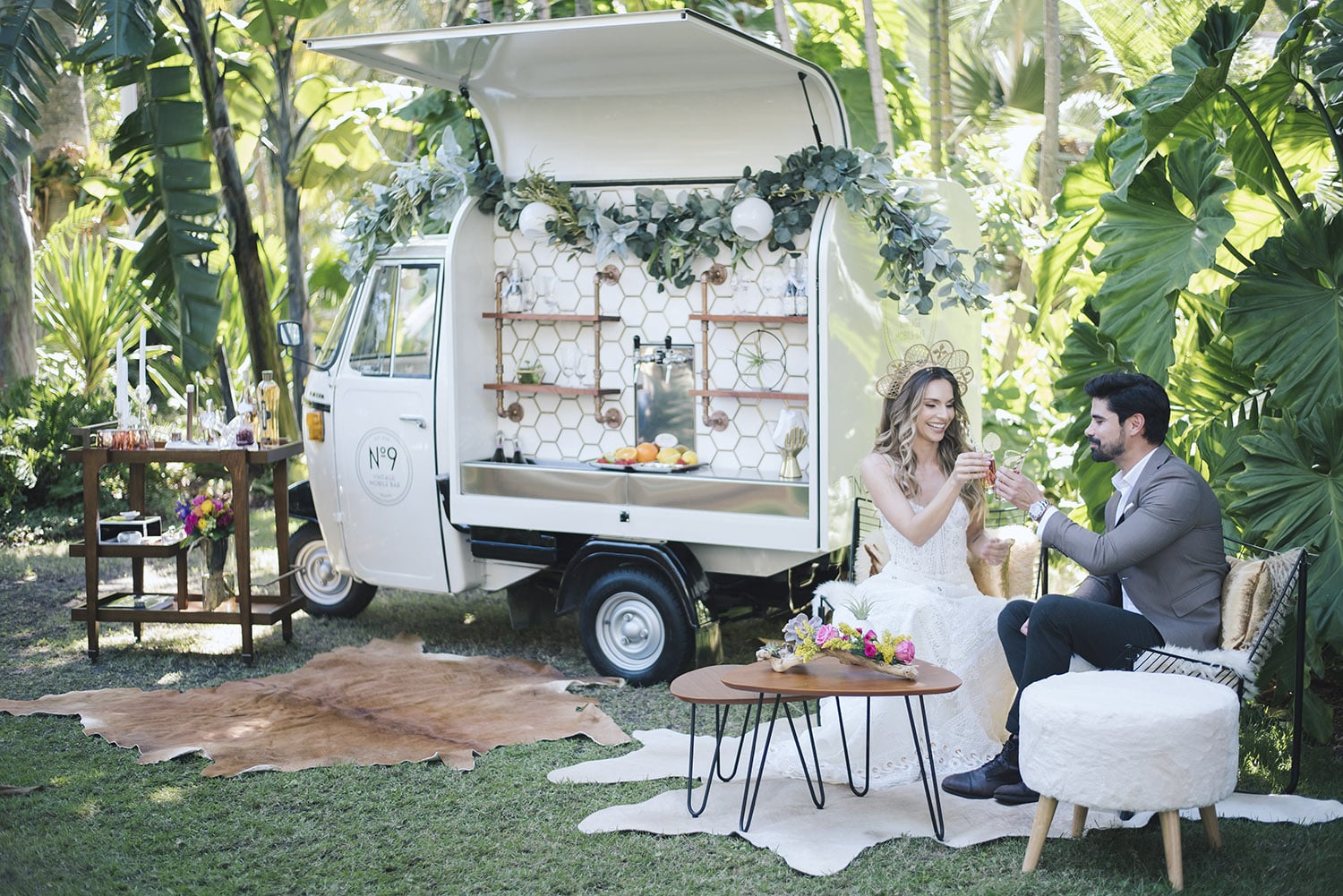 Charming Vintage Mobile Bar & Photo Booth